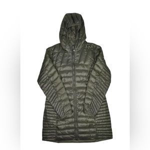 Eddie Bauer goose long down puffer jacket green size small